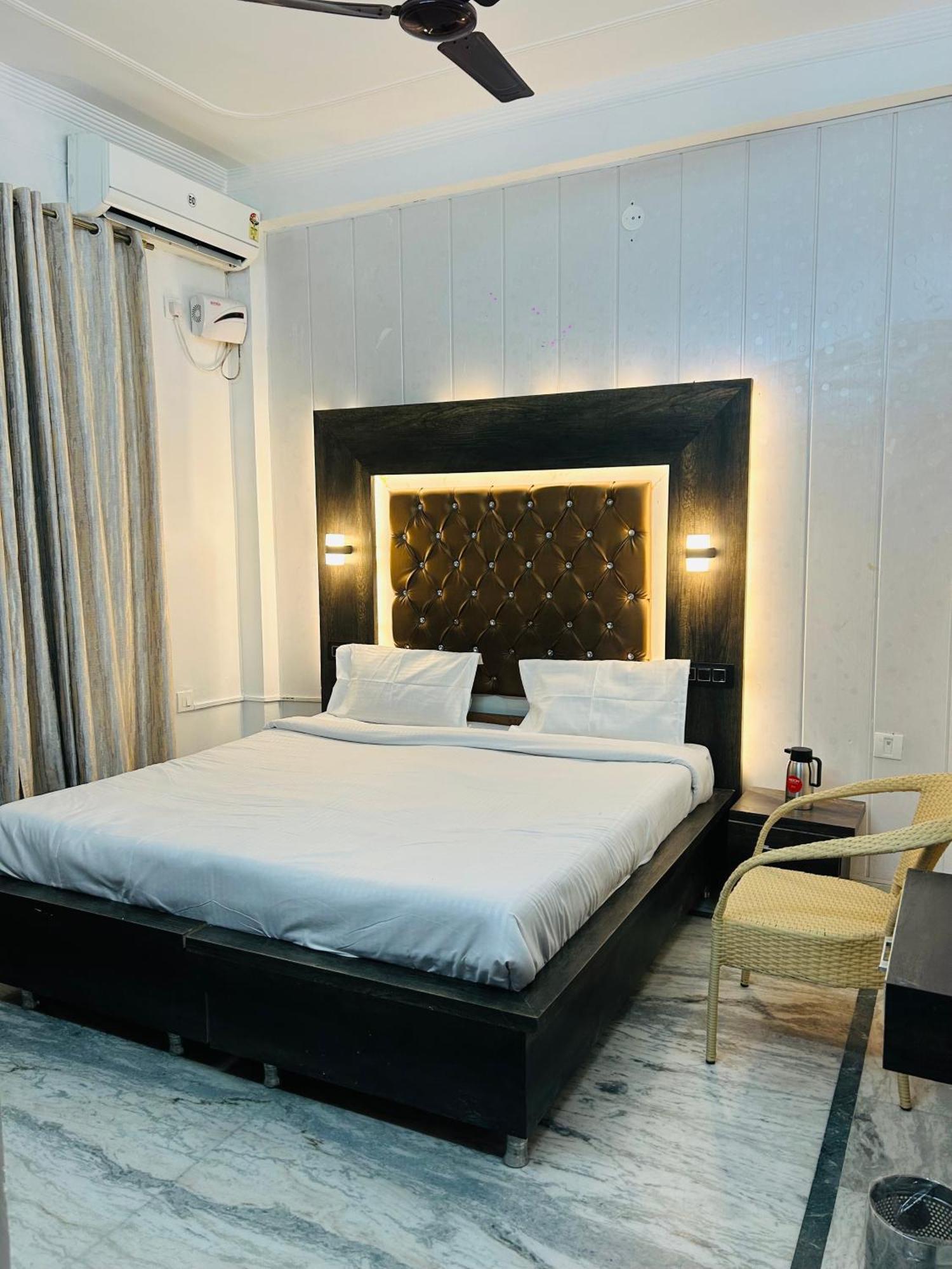 Maa Vaibhav Laxmi Guest House Рішикеш Екстер'єр фото